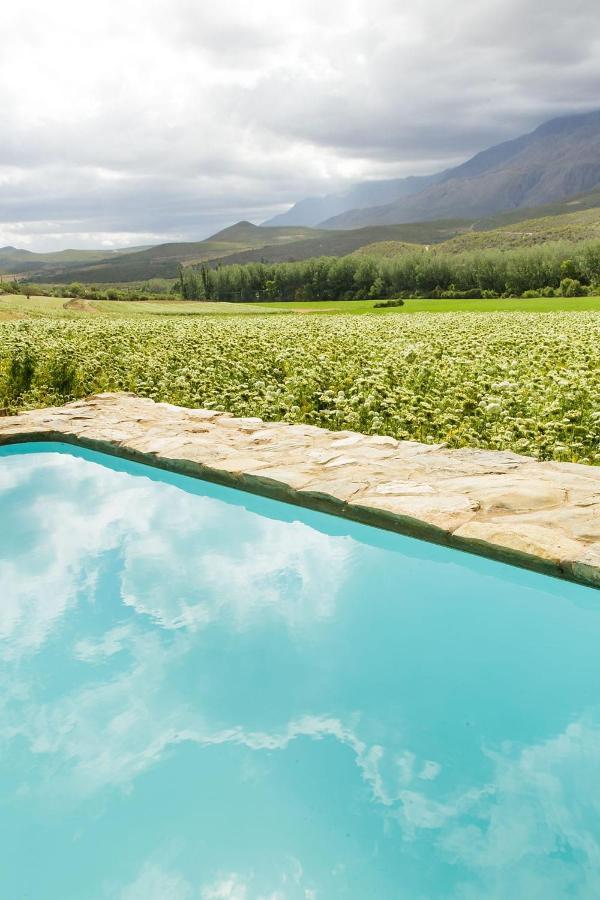 Blue Lily Retreat Bed & Breakfast Matjiesrivier  Exterior foto